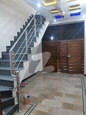 5 MARLA UPPER PORTION AVAILABLE FOR RENT. Judicial Colony