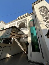 5.5 Marla Beautiful Spanish Villa Up for Sale Afshan Colony