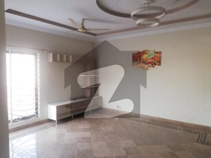 8 MARLA LIKE A NEW UPPER PORTION FOR RENT IN UMAR BLOCK BAHRIA TOWN LAHORE Bahria Town Umar Block