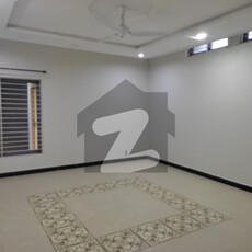 Basement For Rent In D12 Size 60*90 D-12