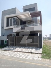 BEAUTIFUL LIKE BRAND NEW HOUSE FOR RENT C.BLOCK AVAILABLE VISIT ANY TIME MORE DETAILS CONTACT ME Low Cost Block C