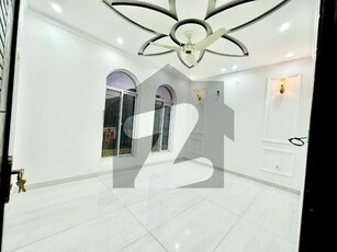Central Park 10 Marla House Available For Rent In Reasonable Price Central Park Housing Scheme