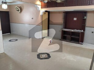 Flat available for Sale, 3 Bed Drawing and Dining with attached Bath Gulshan-e-Iqbal Block 7