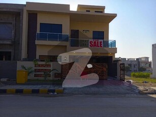 Gorgeous Prime Location 10 Marla House For Sale Available In Bahria Town Phase 8 Bahria Town Phase 8