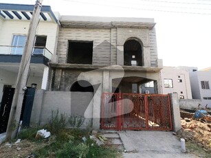 Grey Structure 5 Marla House Available In DHA 11 Rahbar Phase 2 - Block G For sale DHA 11 Rahbar Phase 2 Block G