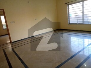 in p w d kanal ka Upper portion 3bedroom marble floor rent dimnd 70000 PWD Housing Society Block A