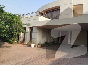 One Kanal Slightly Used House For Sale Outstanding Location DHA Phase 4 Lahore. DHA Phase 4