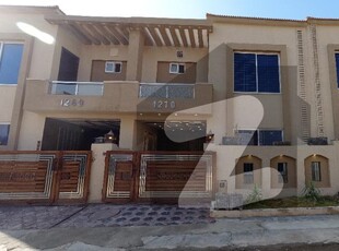Prime Location House Spread Over 5 Marla In Bahria Town Phase 8 Available Bahria Town Phase 8 Safari Valley