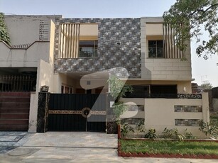 Spacious 5 Marla House Available For sale In State Life Phase 1 - Block A State Life Phase 1 Block A