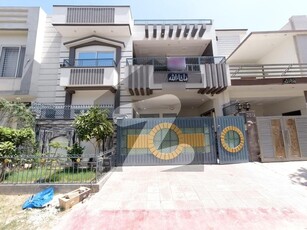 Stunning Prime Location 1800 Square Feet House In Faisal Town Phase 1 - Block A Available Faisal Town Phase 1 Block A
