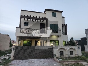 Ideal 7 Marla House With All Facilities Bahria Town Phase 8 Safari Valley