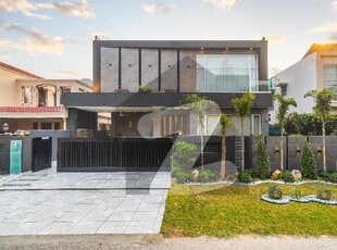 Your Dream Home Awaits - 01 Kanal Elegant Design House For Sale Near Defenc Raya Fairways DHA Phase 6 Block K