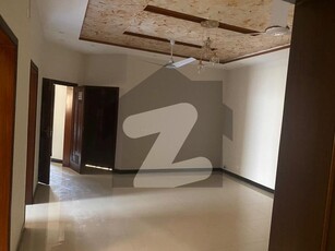 10 Marla Beautiful House For Rent in Bahria Town Phase 8 block E Bahria Town Phase 8 Block E