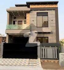 5 Marla House For Rent Bahria Town Phase 8 Rafi Block