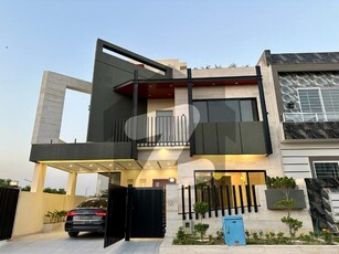 Architect Designed Modern Luxury House 10 Marla for Sale in Top City Top City 1 Block A