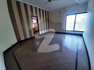 Beautiful Separate Gate Kanal Upper Portion On Rent In DHA 5 DHA Phase 5