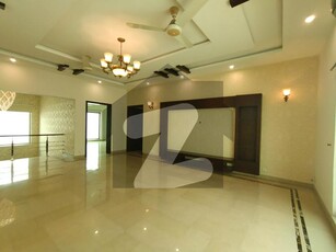 DEFENCE TEN MARLA RENOVATED LOWER PORTION AT PRIME LOCATION FOR RENT IN DHA LAHORE DHA Phase 1