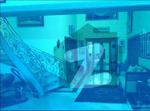 F-6 1000 Syd House Near to Margalla With Big Frot Available For Sale F-6