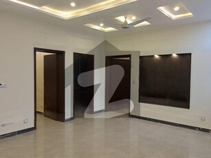 10 Marla Brand New Luxurious Upper Portion With Gas Is Available For Rent In Janiper Block Bahria Town Lahore Bahria Town Janiper Block