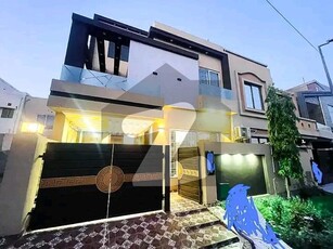 5 Marla Luxury House is Available For Sale in bahria town Lahore Bahria Town Tulip Block