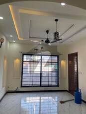 10 Marla Upper Portion Available For Rent In Bahria Town Phase 7 Rawalpindi Bahria Town Phase 7