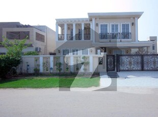 ONE KANAL BRAND NEW BEAUTIFUL HOUSE FOR SALE IN DHA PHASE 7 HOT LOCATION. DHA Phase 7