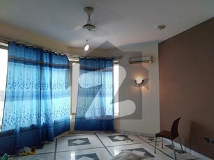 PRIME LOCaTION ONE KANAL UPPER PORTION AVAILABLE FOR RENT IN DHA PHASE 1 DHA Phase 1 Block E