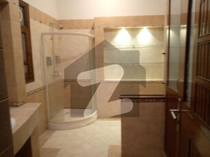 SPACIOUS 6-BEDROOM HOUSE FOR RENT IN DHA DEFENCE, KARACHI DHA Phase 6