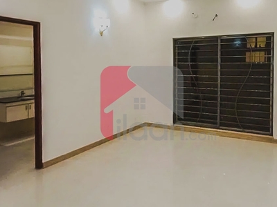 10 Marla House for Rent (First Floor) in Model Town, Lahore