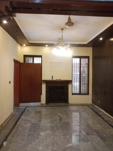 10 Marla House for Sale In Tariq Garden - G Block, Lahore