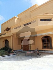 1000 SQ YARD SEMI FURNISHED BUNGALOW FOR RENT 6 BEDROOMS WITH GARDEN DHA PHASE 6 DHA Phase 6