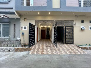 2.5 marla brand house available for sale