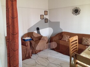4TH FLOOR FLAT 2 BED DRAWING LOUNGE AVAILABLE FOR RENT Gulshan-e-Iqbal Block 13/D-3