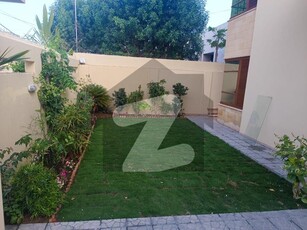 500 Sq.Yards Fully Renovated Bungalow For Rent DHA Phase 6