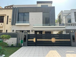 8 Marla Residential House For Sale In Usman Block Bahria Tonw Lahore