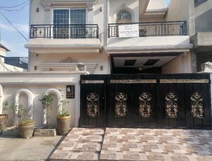 House For Grabs In 7 Marla Lahore