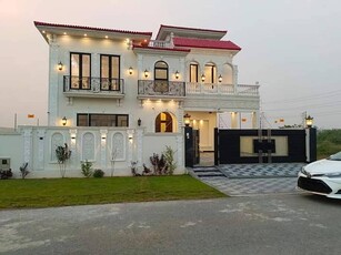 One Kanal Bungalow Available For Sale In DHA Phase 7 Lahore