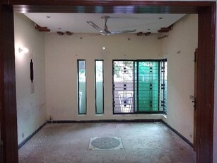 Prominently-Located 5 Marla House Available In Punjab Coop Housing Society