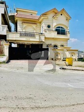 10 Marla D ESIGN E AR HOUSE For Sale in Bahria town phase 8 E Block Bahria Town Phase 8 Block E