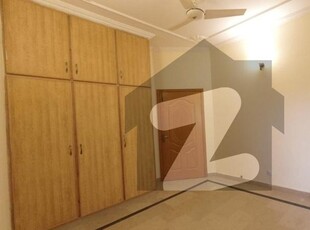 Ideally Located House Of 6 Marla Is Available For rent In Islamabad I-10/2
