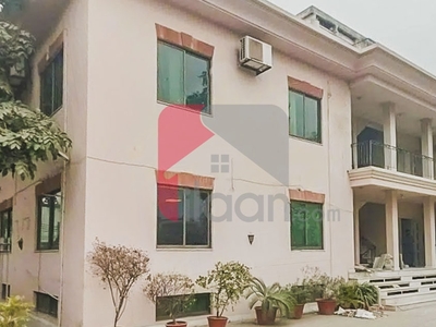 2.5 Kanal Building for Rent in Gulberg, Lahore