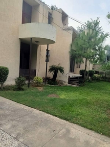 30 Marla House For Sale In Cavalary Ground Near Khalid Masjid With 5 Bedrooms Attached Washroom