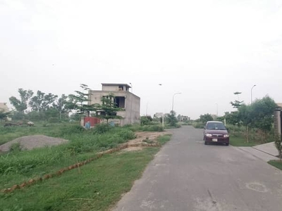 5 Marla Plot No. 646/7 Block D At Ideal Location For Sale In DHA 9 Town Lahore