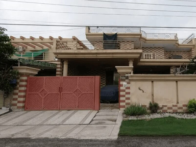 House Is Available For Sale In Wapda Town Phase 1 Block F1 Lahore