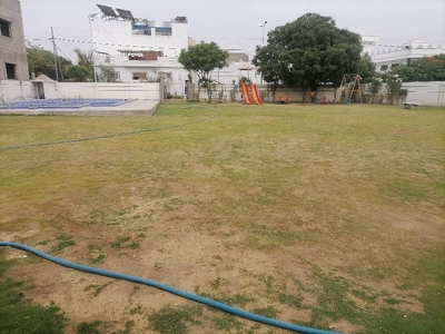 In Al-Jadeed Residency Residential Plot Sized 160 Square Yards For sale