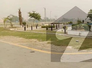 One kanal plot for sale in DHA Block U
