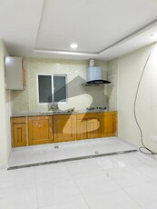 1 Bedroom unfurnished brand new apartment Available for rent in E-11/4 E-11/4