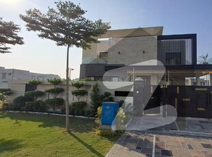 1 Kanal Eye Catching Most Luxury Ultra Modern House For Sale DHA Phase 7