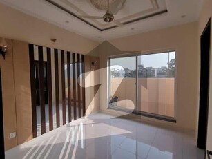 1 Kanal Upper Portion Available For Rent in DHA Phase 5 lahore DHA Phase 5