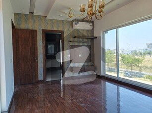 10 MARLA FULL BASEMENT BEAUTIFUL BUNGALOW IS AVAILABLE FOR RENT IN DHA PHASE 6 DHA Phase 6